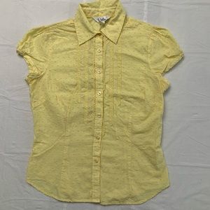 LILLY PULITZER Yellow Buttoned Shirt, 10